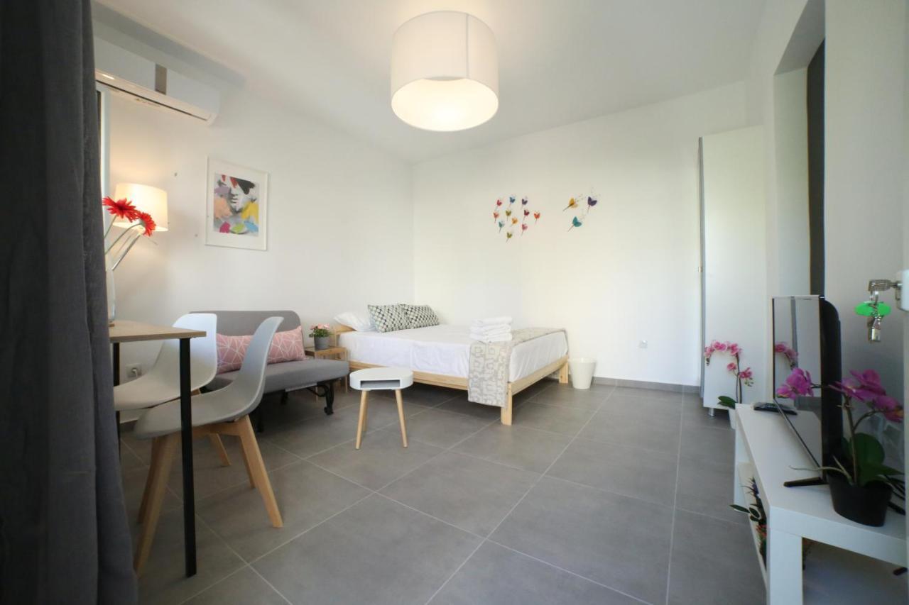 Cozy Studio 4U Gazi - Center Atenas Exterior foto